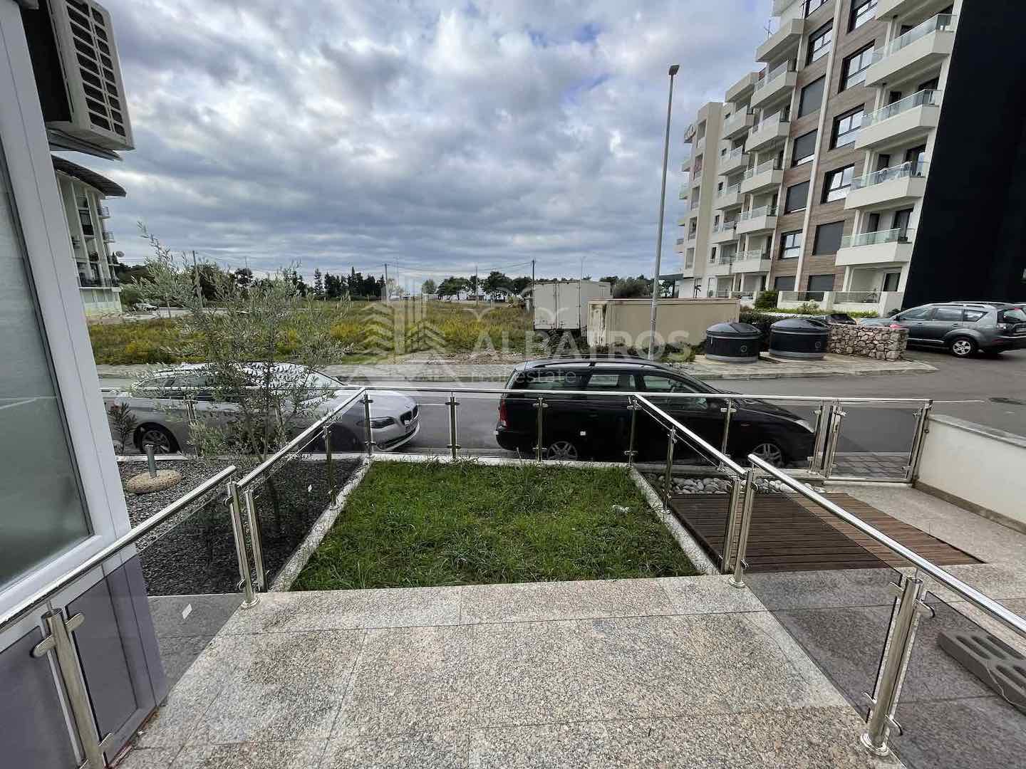Garsonieră 19 m² + terasă 15 m², Šušanj, Bar - Imaginea 6