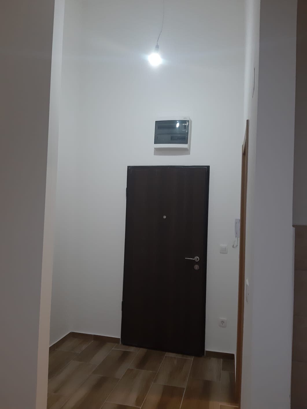 Garsoniéra 28 m², Stari Aerodrom, Podgorica - Obrázek 9