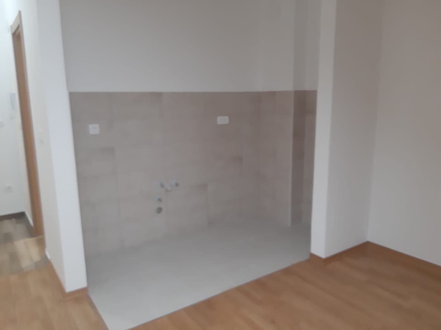 Garsoniéra 28 m², Stari Aerodrom, Podgorica - Obrázek 2
