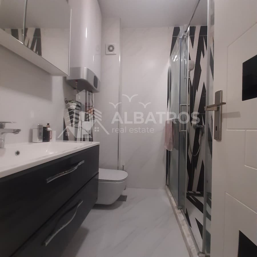 64 m²-es, egy hálószobás lakás új lakóparkban Bar központjában - 9. kép