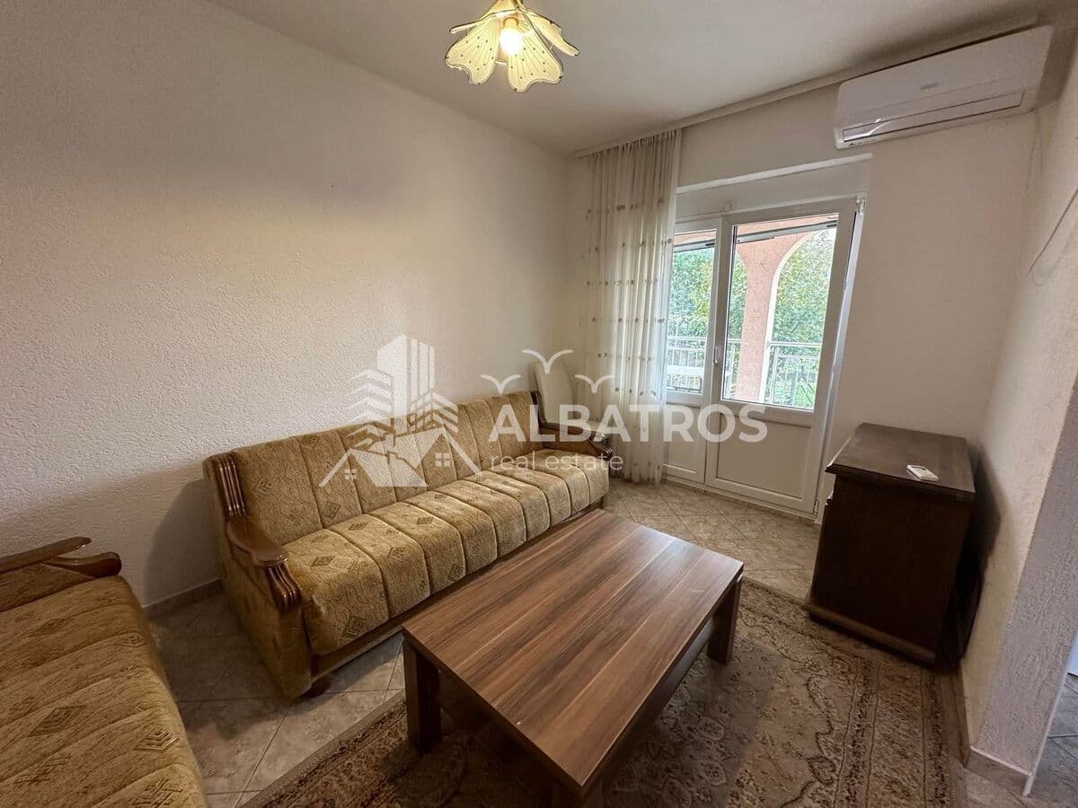 Bar, Rena'da Müstakil Aile Evinde 45 m² 1+1 Daire - Görsel 3