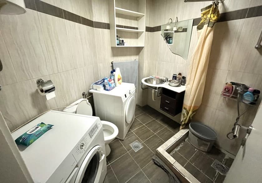 Bar, Merkez'de Kiralık Asansörlü Binada 4. Katta 1+1 Daire - Görsel 8
