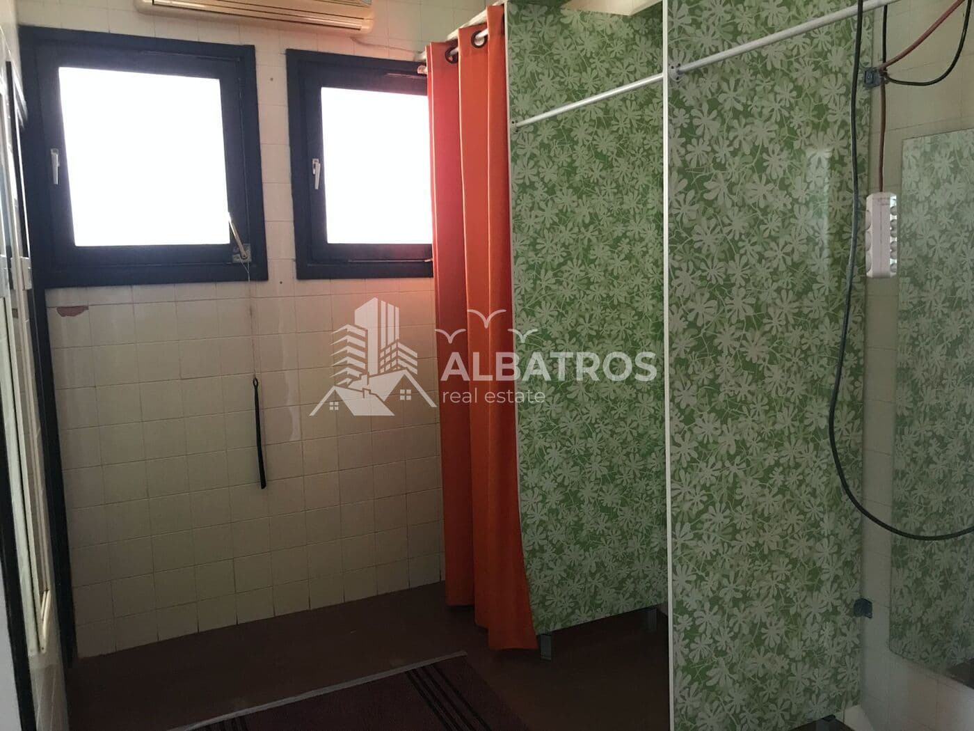 650 m² Commercial Space for Rent in Bar, Near the Port of Bar - Image 2