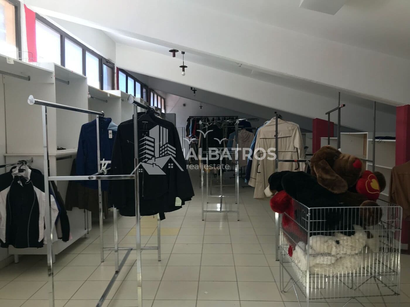 650 m² Commercial Space for Rent in Bar, Near the Port of Bar - Image 5