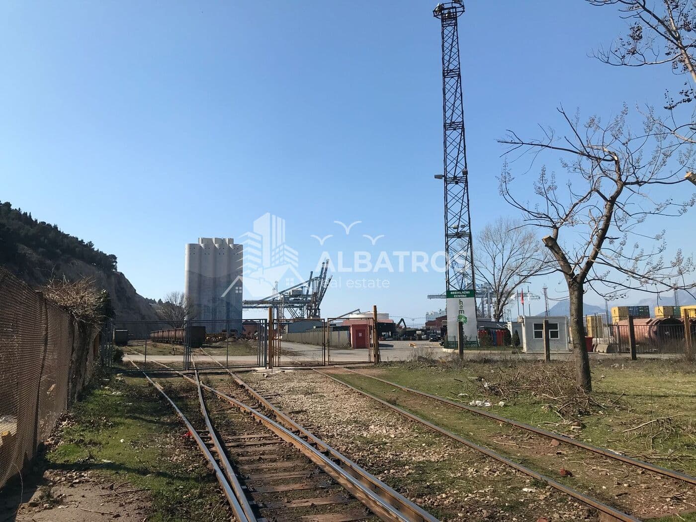650 m² Commercial Space for Rent in Bar, Near the Port of Bar - Image 3