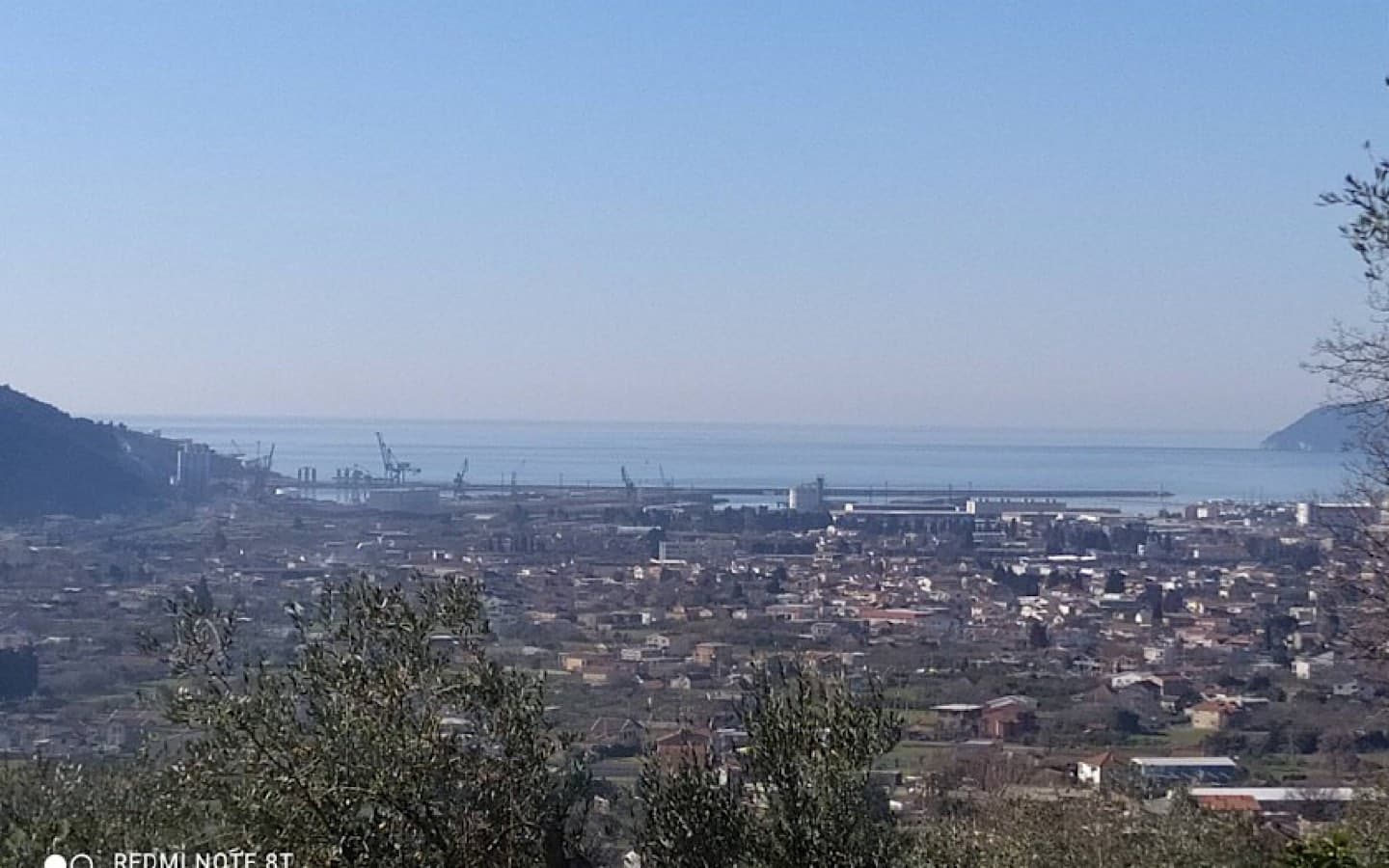 Bar, Čeluga'da Satılık Şehir ve Deniz Manzaralı Arsa - Görsel 1