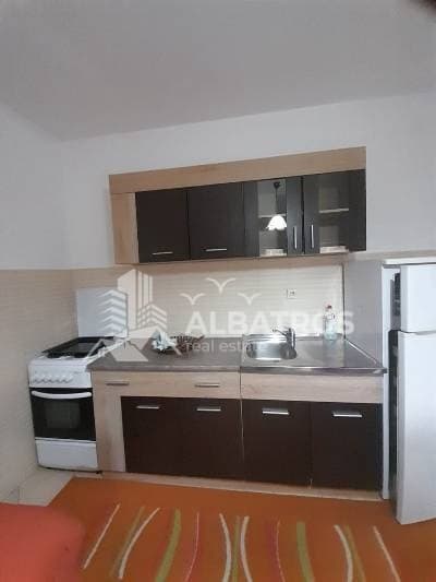 Popovići'de 45 m² 1+1 Daire - Görsel 3
