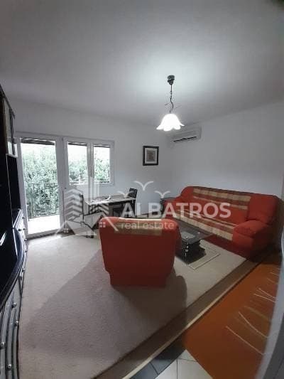 Popovići'de 45 m² 1+1 Daire - Görsel 1
