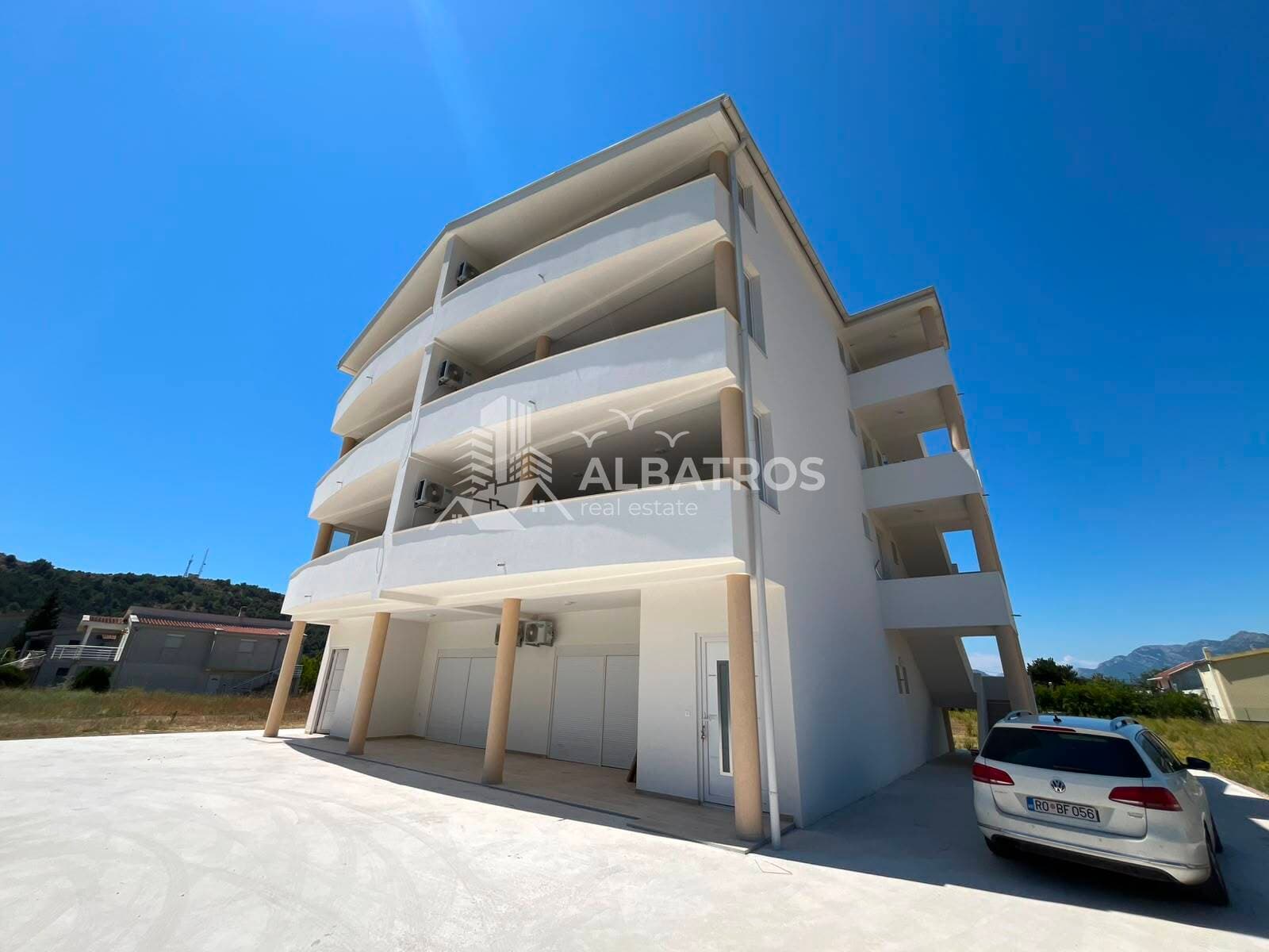 Commercial Space 104 m² for Rent, Polje, Bar — 2