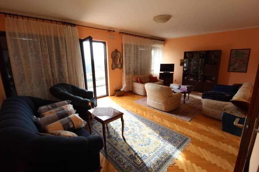 Dům se 6 ložnicemi, 300 m², Čeluga, Bar - Obrázek 1