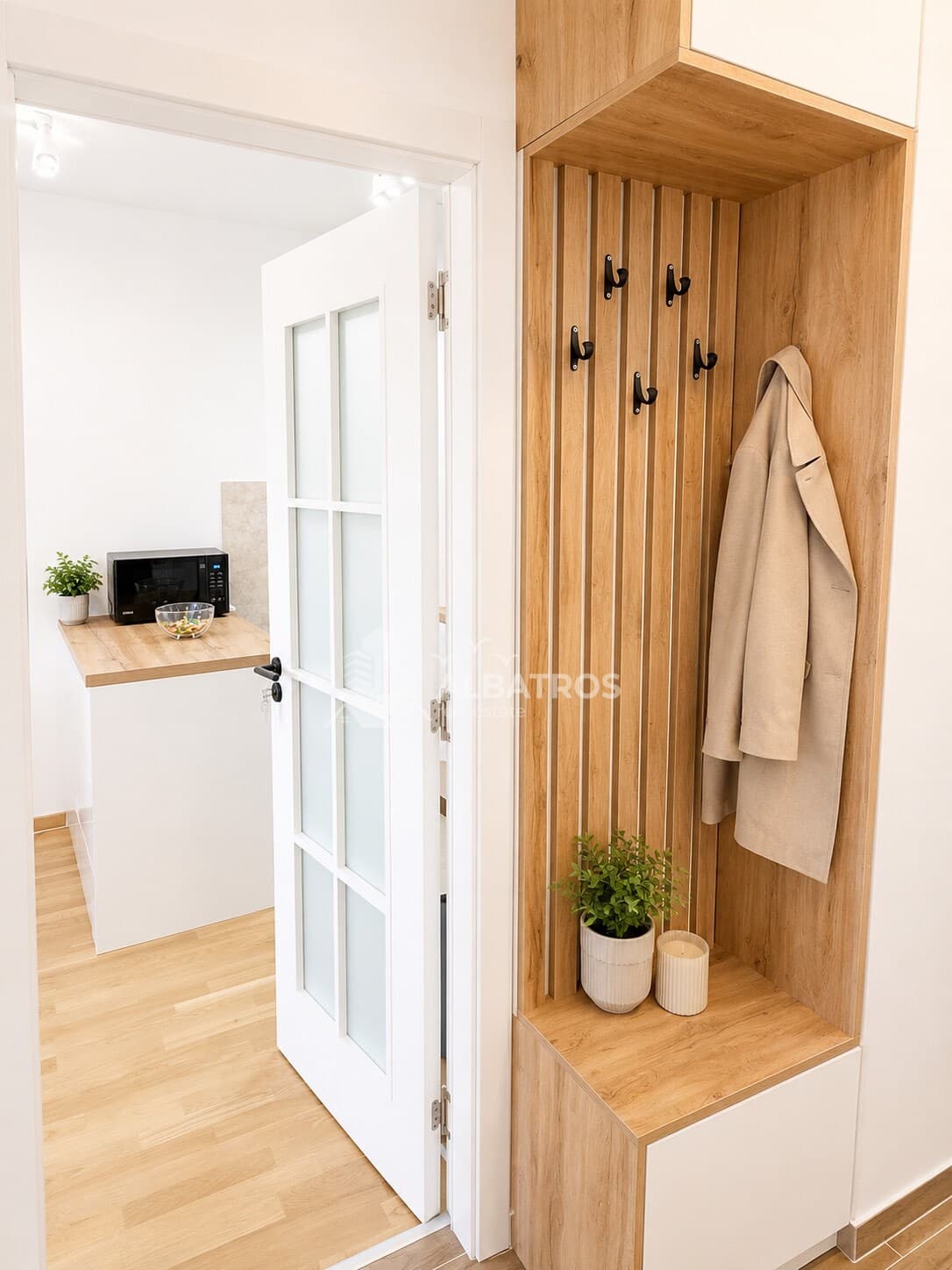 Луксузан једнособан стан 43 m² с терасом и гаражом, Илино, Бар - Slika 11