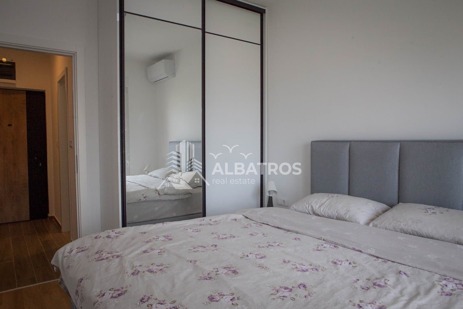 Луксузан једнособан стан 43 m² с терасом и гаражом, Илино, Бар - Slika 7
