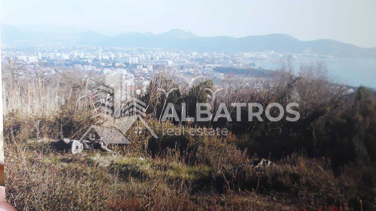 Bar, Šušanj'da Satılık 1500 m² Tarım Arazisi