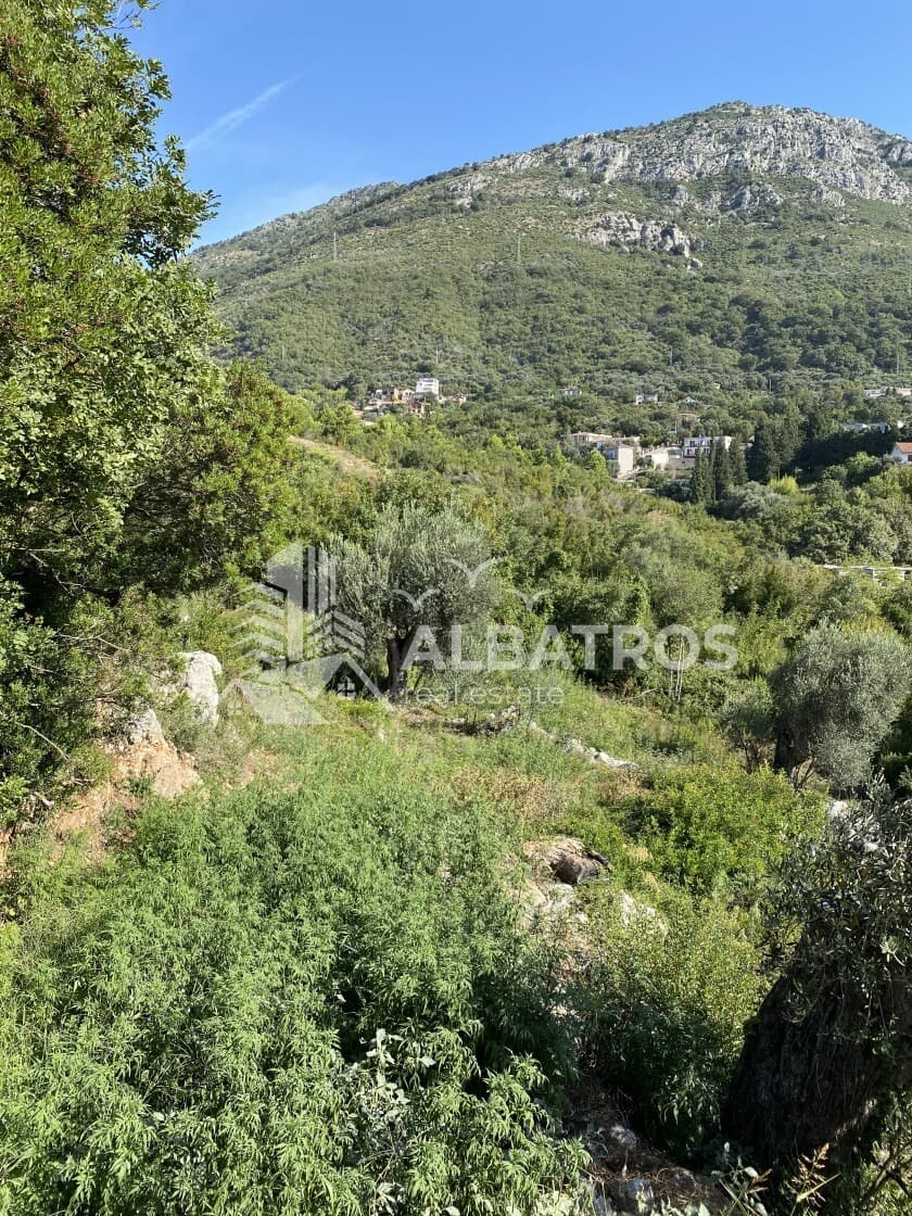 Erschlossenes Grundstück von 800 m² in Šušanj, Bar - Bild 5