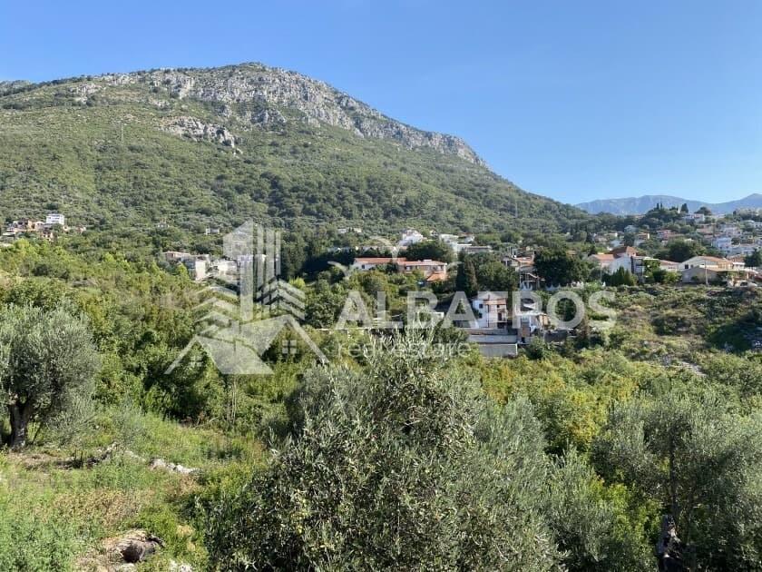 Erschlossenes Grundstück von 800 m² in Šušanj, Bar - Bild 1