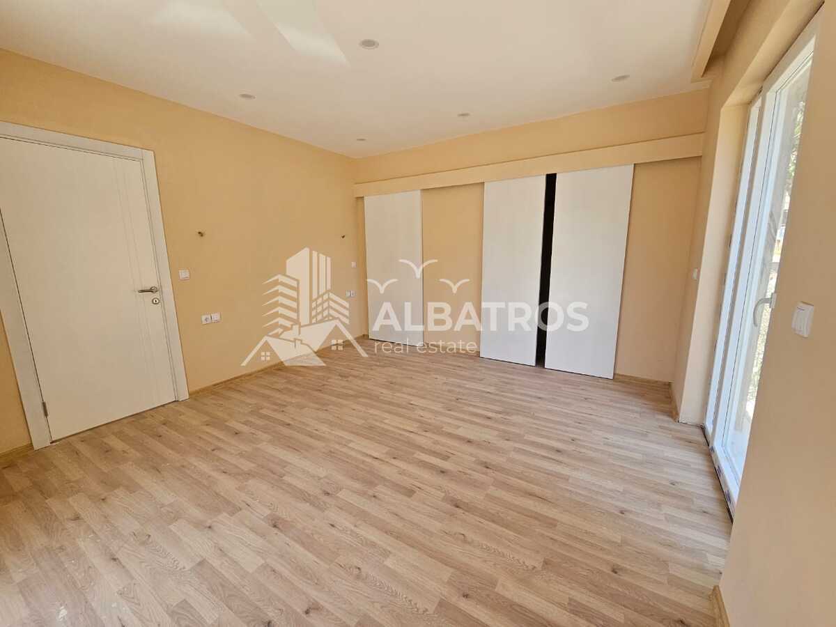 Wyremontowany dom z 1 sypialnią 70 m², Šušanj, Bar - Zdjęcie 1