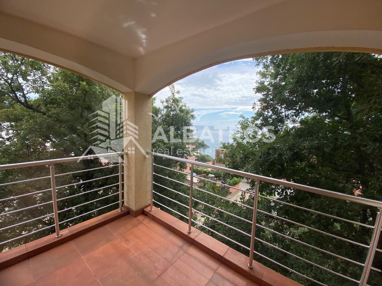 Bar, Ratac'ta Satılık Deniz Manzaralı 155 m² 2+1 Ev - Görsel 1