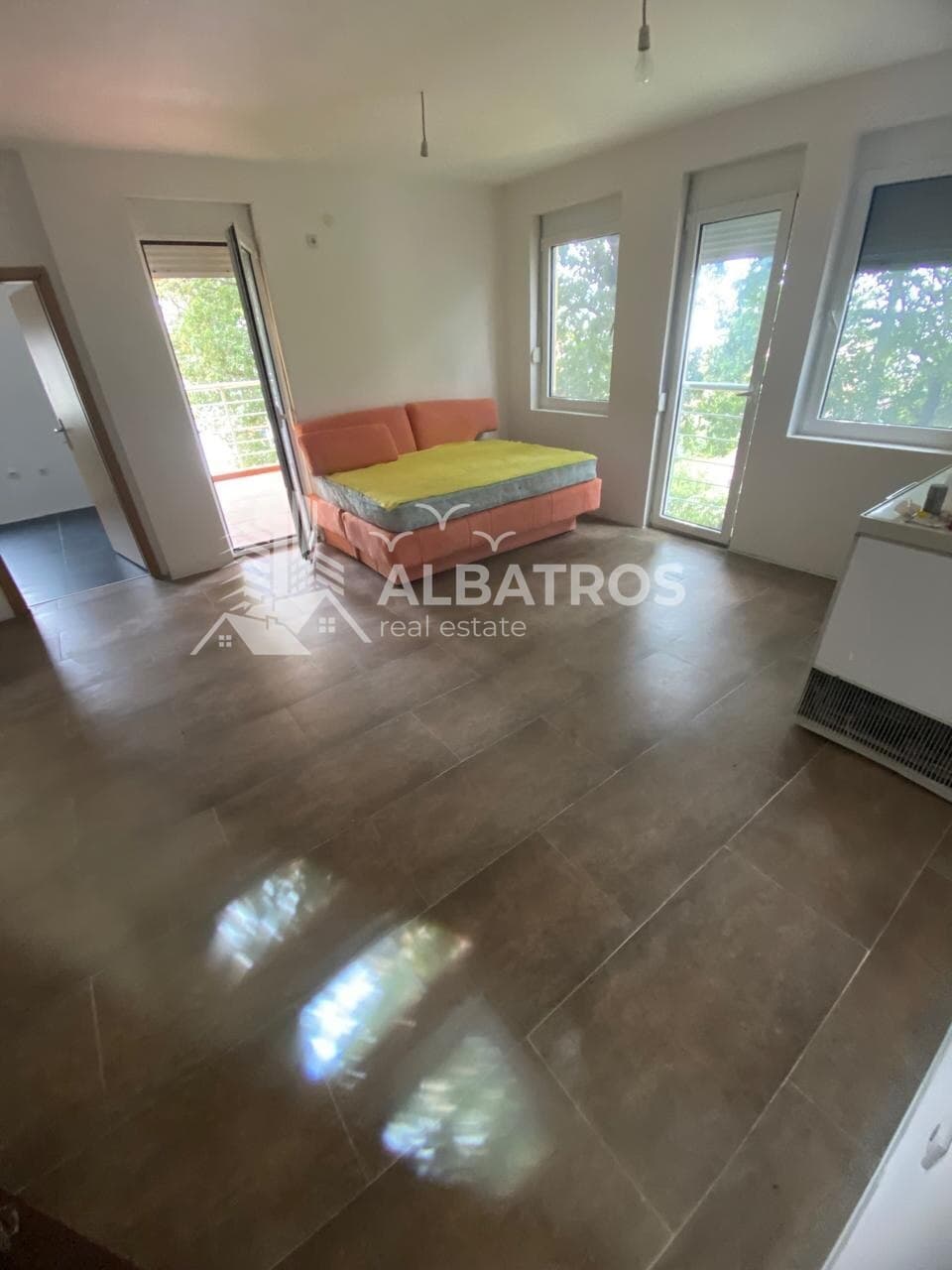 Bar, Ratac'ta Satılık Deniz Manzaralı 155 m² 2+1 Ev - Görsel 5