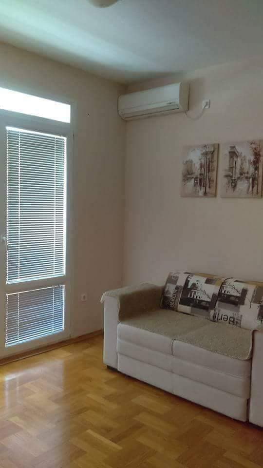 Студио стан 39 м² во центарот на Бар - Слика 2