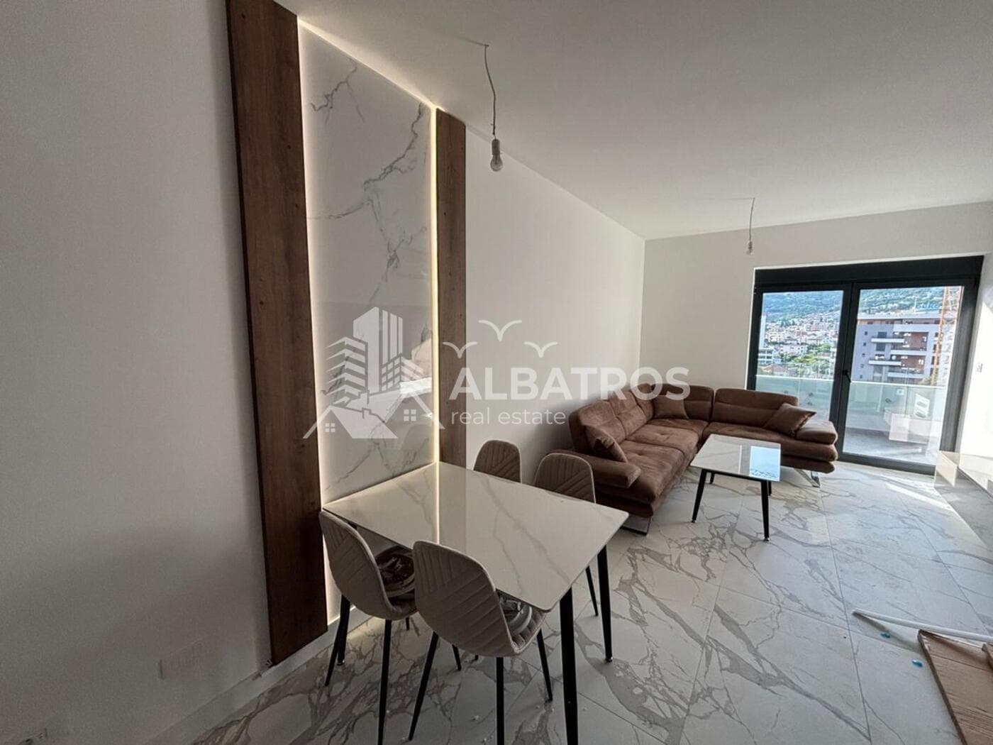 דירת יוקרה עם חדר שינה אחד, 54 מ"ר ב-Zaha Place, אילינו, בר - תמונה 2