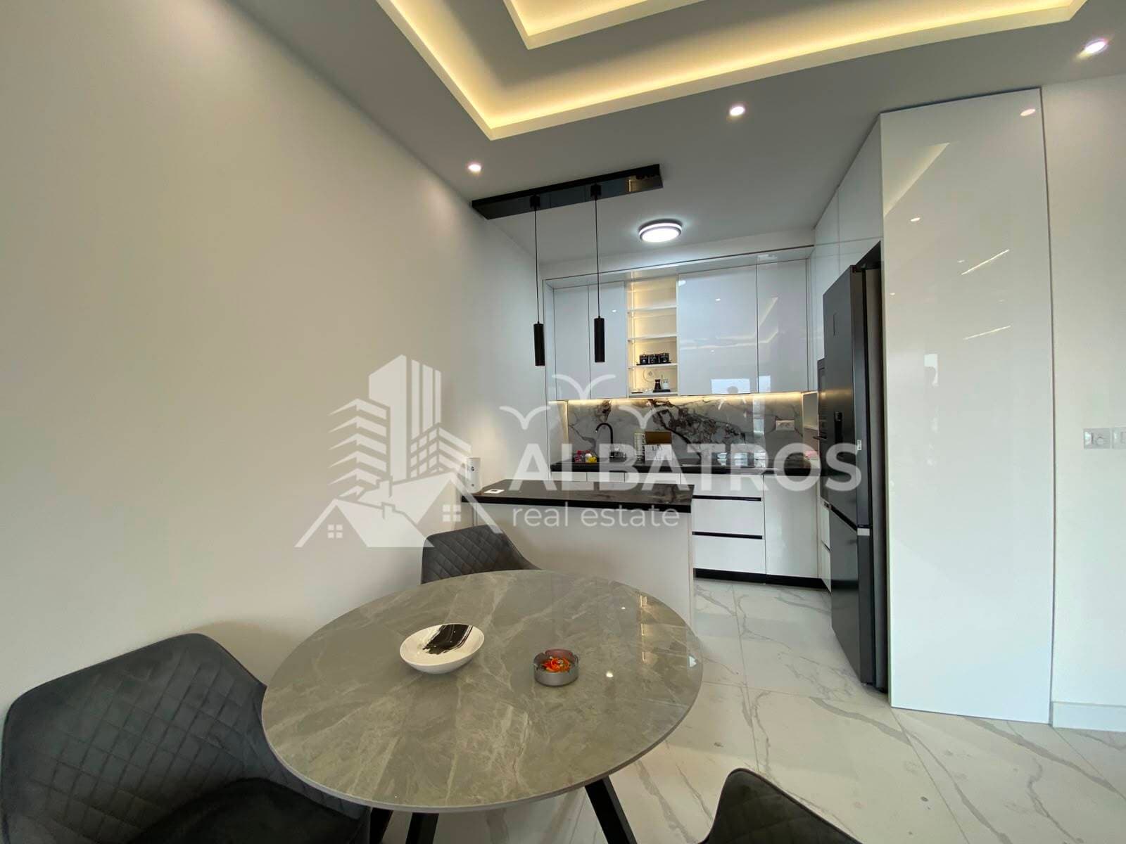Lussuoso appartamento con 1 camera da letto di 60 m² a Zaha Place, Ilino, Bar - Immagine 6