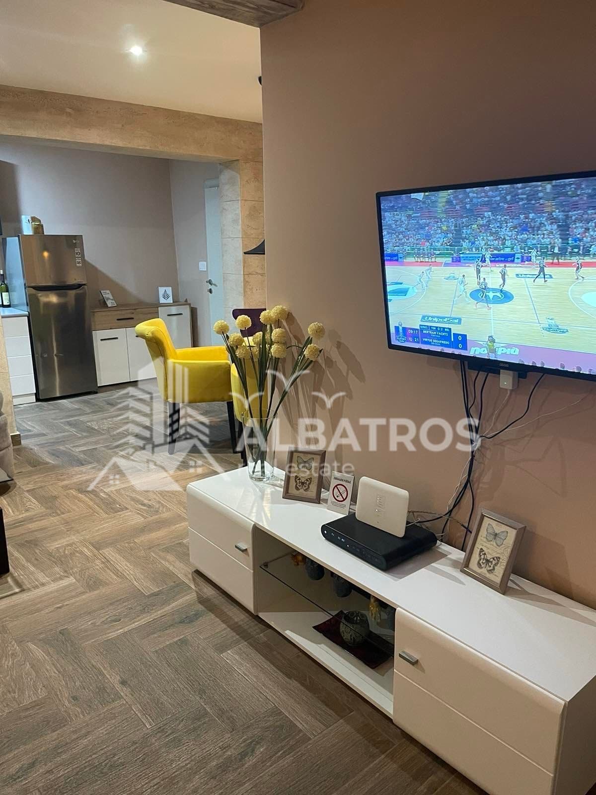 Egy hálószobás, 58 m²-es lakás Šušanjban, Zukotrlica - 2. kép