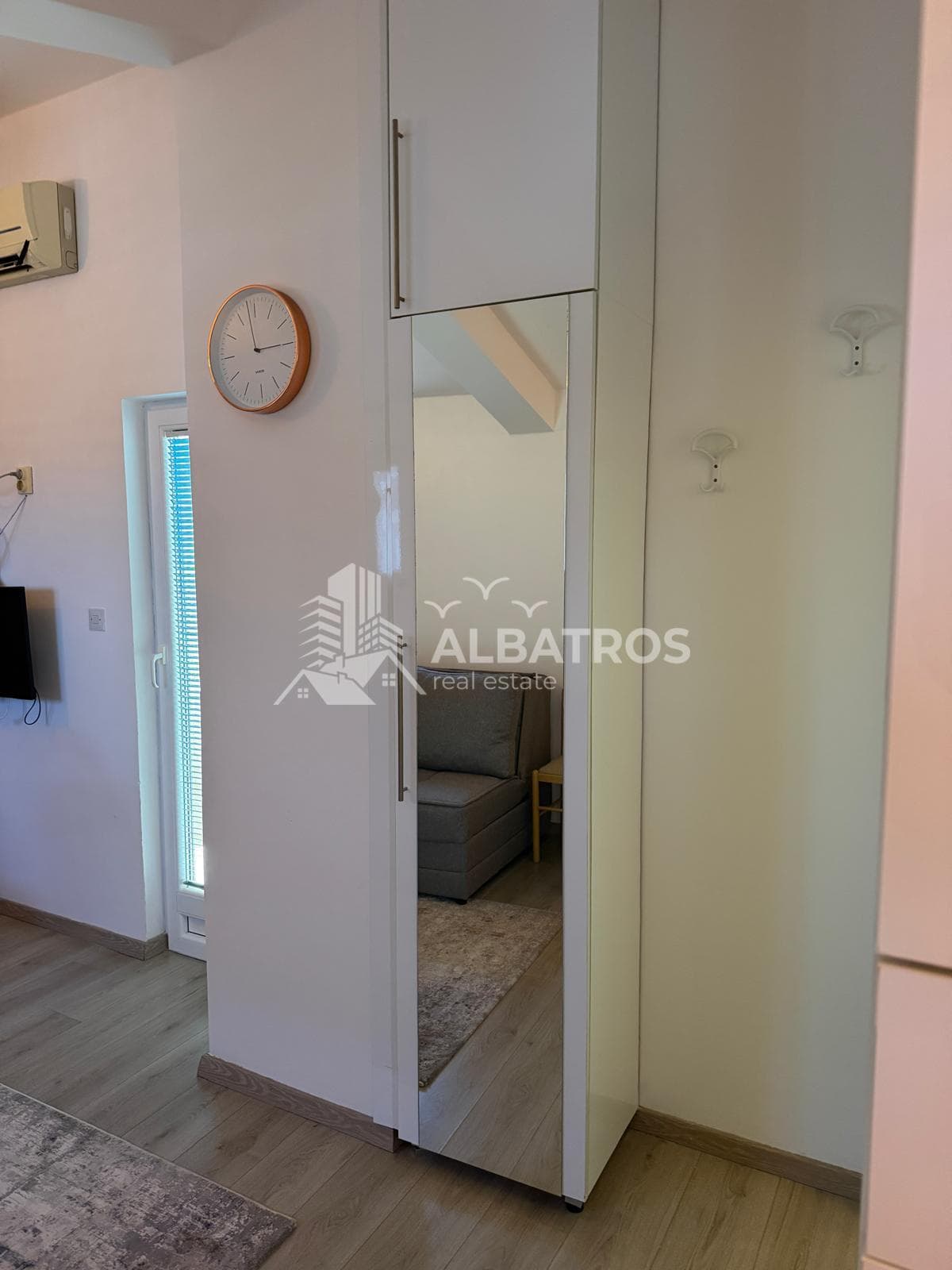 Monolocale di 26 m² in affitto a Ilino, Bar, con balcone e vista mare - Immagine 5