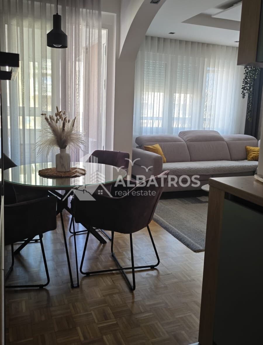 Bar Merkezde Satılık Lüks Eşyalı 60 m² 1+1 Daire - Görsel 2