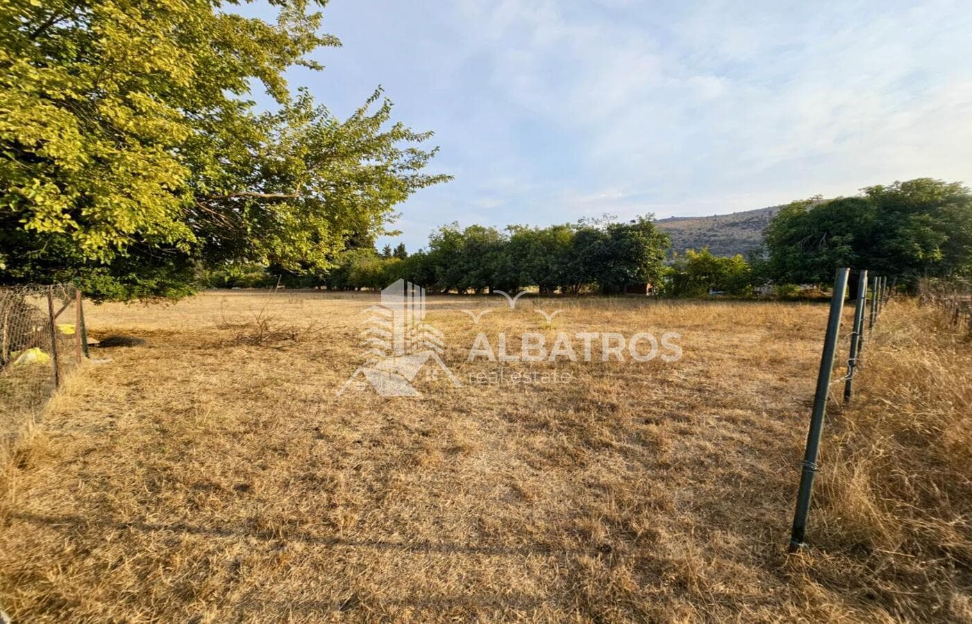 Serviced Plot for Rent, 1600 m², Tomba, Bar