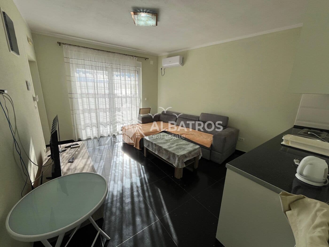 Appartamento con 1 camera da letto di 38 m² in affitto a Šušanj, Bar - Immagine 2