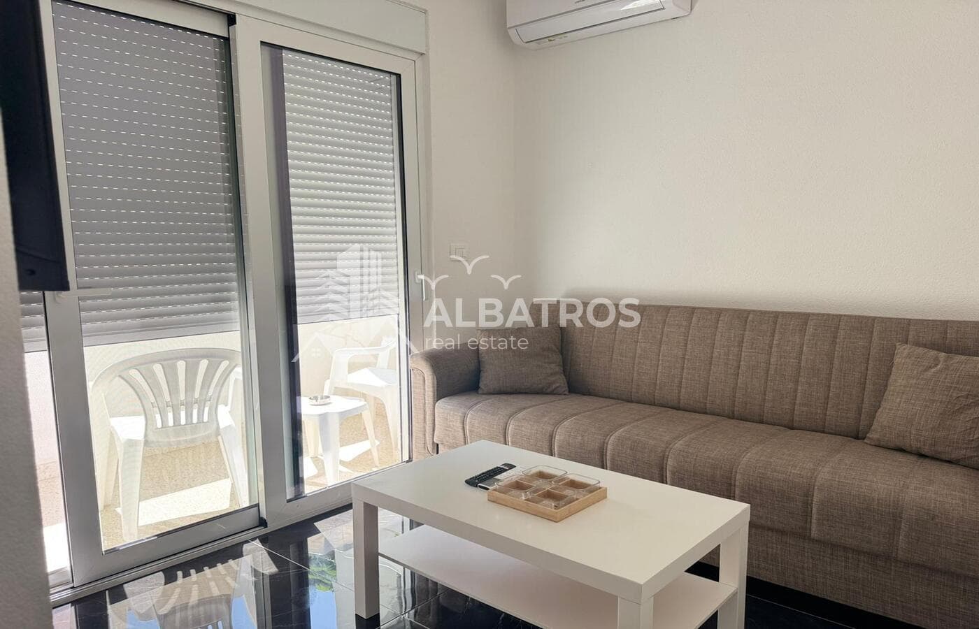Bar, Polje'de Satılık Yeni Eşyalı 1+1 Daire 35 m²