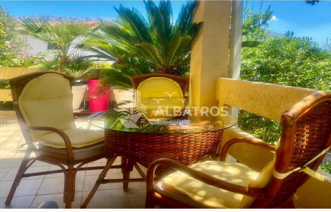 2-Zimmer-Wohnung im Erdgeschoss einer Villa, 74 m², Zeleni Pojas, Bar - Bild 10