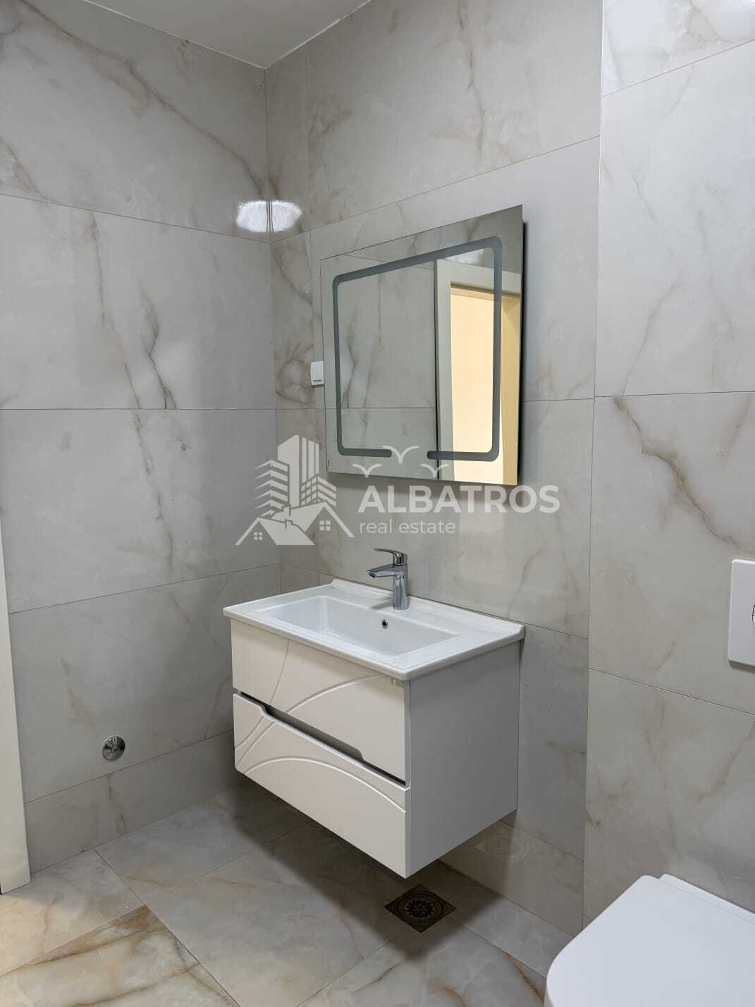 Mieszkanie z 1 sypialnią 49 m² w Barze, parter, 500 m od morza - Zdjęcie 3