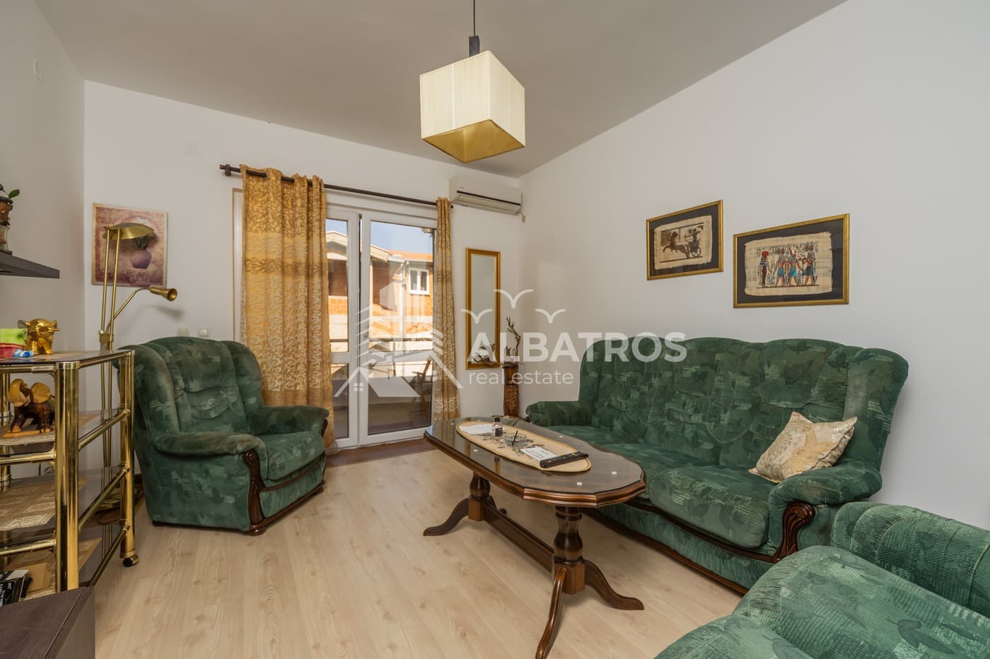 Bar, Rena'da Kiralık 64 m² 1+1 Daire