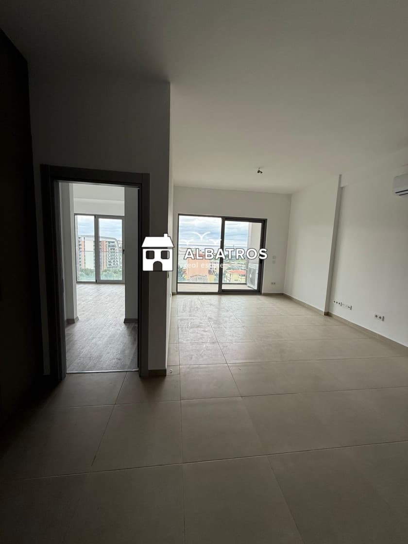 2-Bedroom Apartment 86 m², Makedonsko Naselje, Bar