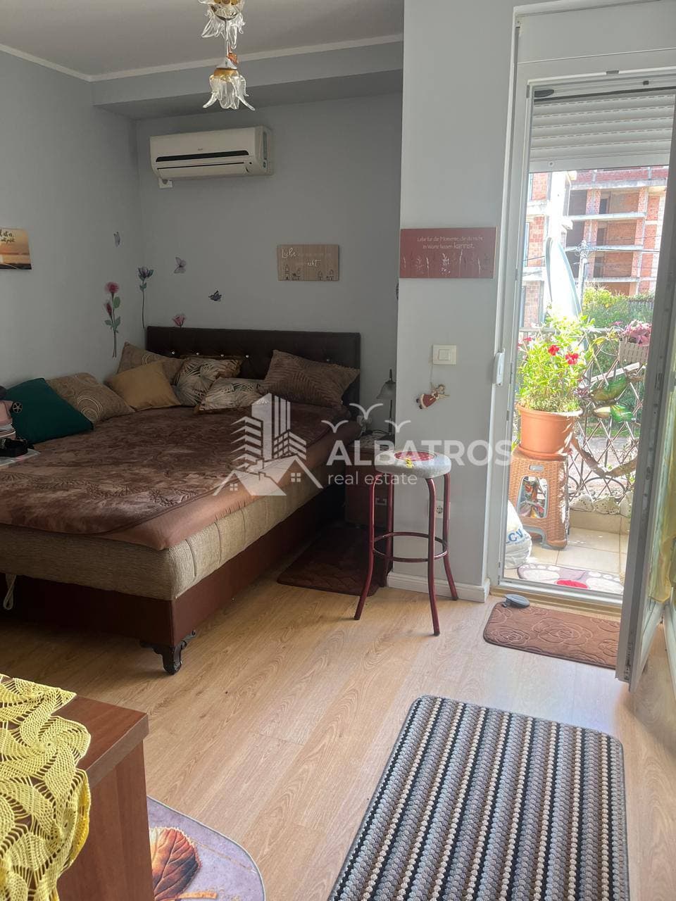 1-Bedroom Apartment 69 m² in Dobra Voda, Bar - Image 3