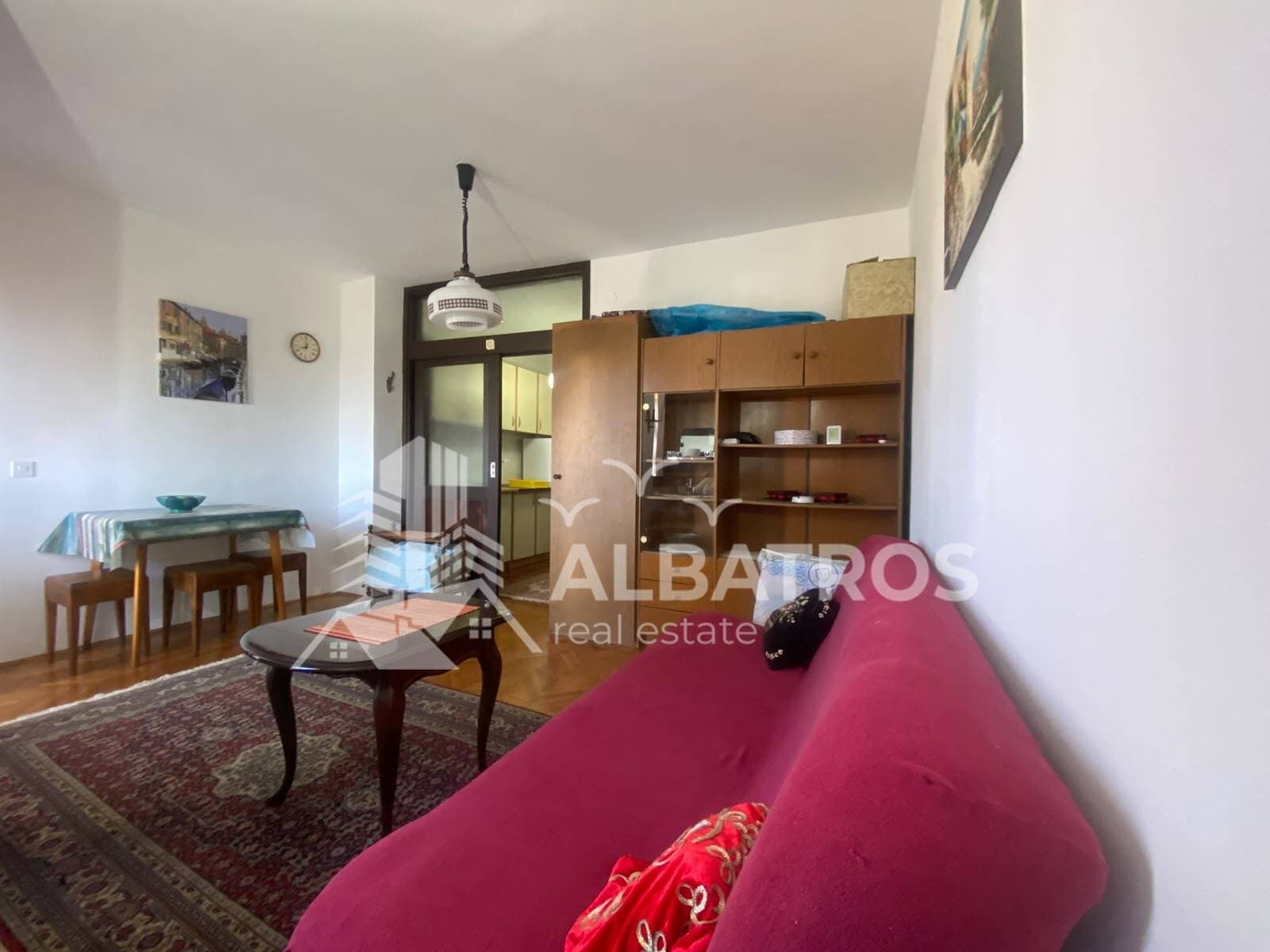 Bar Merkezinde Satılık Güney Cepheli, Teraslı, Otoparklı 27 m² Stüdyo — 2