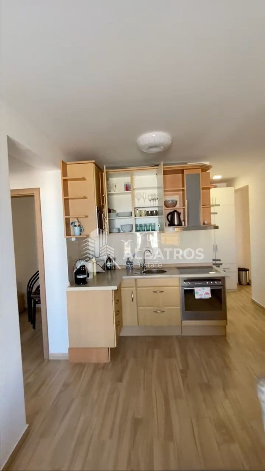Bar, Dobra Voda'da Denize 150 m, 50 m² 1+1 Daire — 2