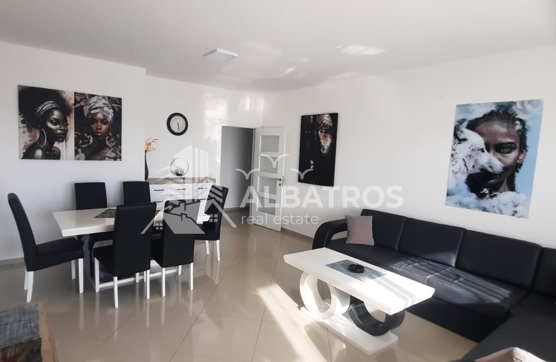 Šušanj'da Satılık Otoparklı, Deniz Manzaralı Lüks 84 m² 1+1 Daire — 2