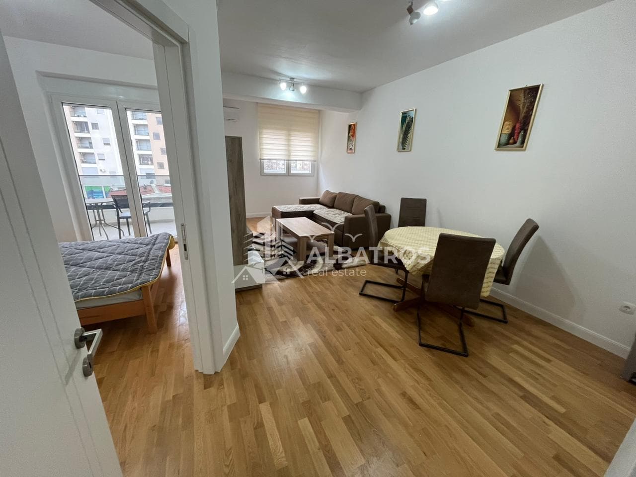 Bar Merkezde Kiralık Yeni Binada 47 m² 1+1 Daire - Görsel 2
