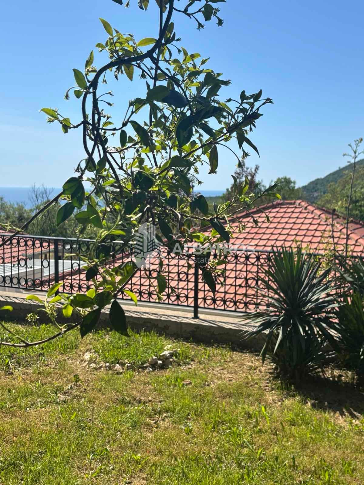 Bar, Zupci'de Satılık Tek Katlı 100 m² Villa