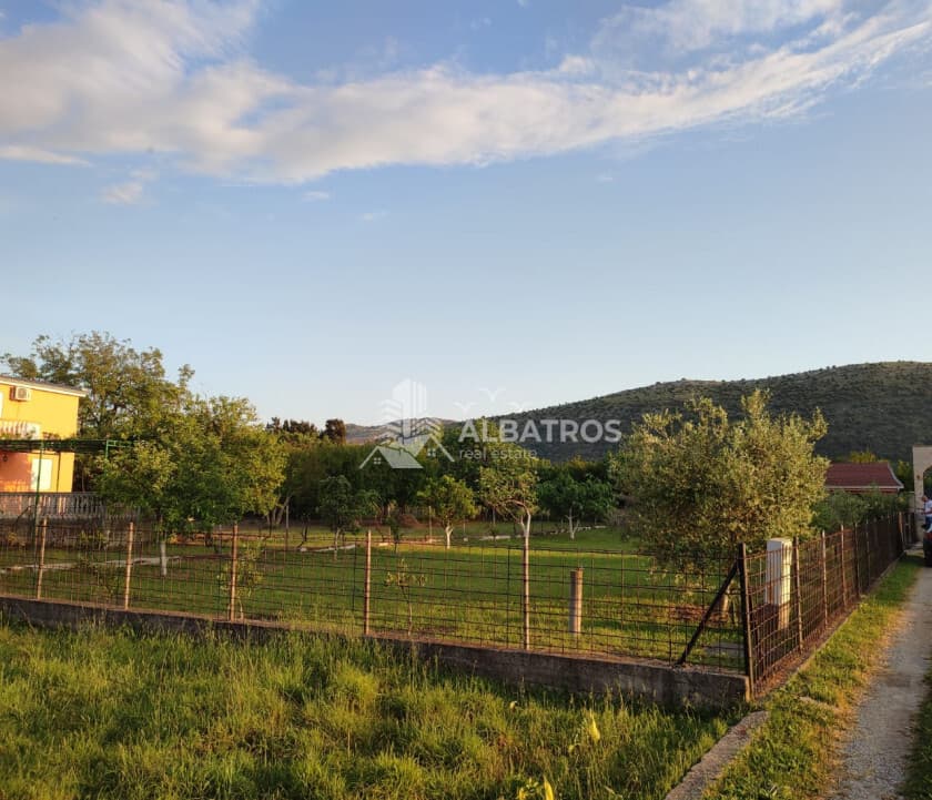 Kuća 77 m² sa placem od 800 m², Tomba, Bar - Slika 3