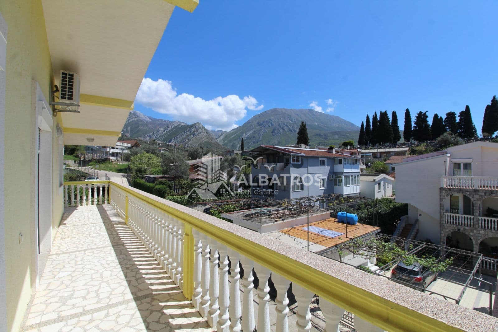 Háromszobás, 130 m²-es lakás kiadó Čelugán, Barban - 13. kép