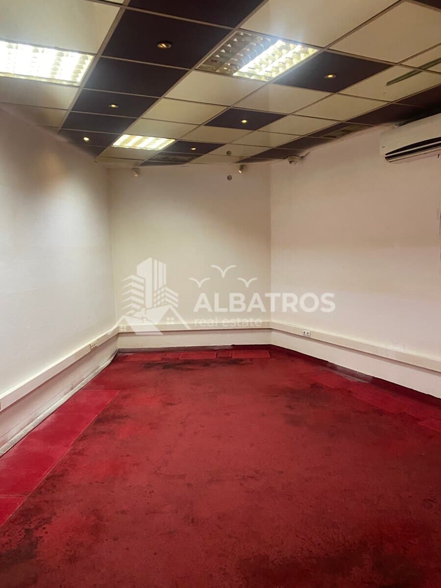 Commercial space in the center of Bar, 130 m2