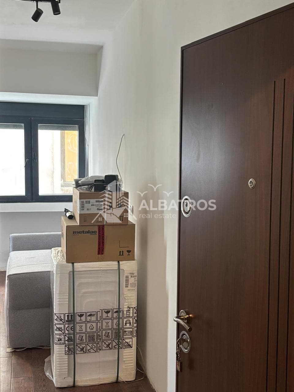 Komerční prostor 34 m² v centru Baru - Obrázek 7
