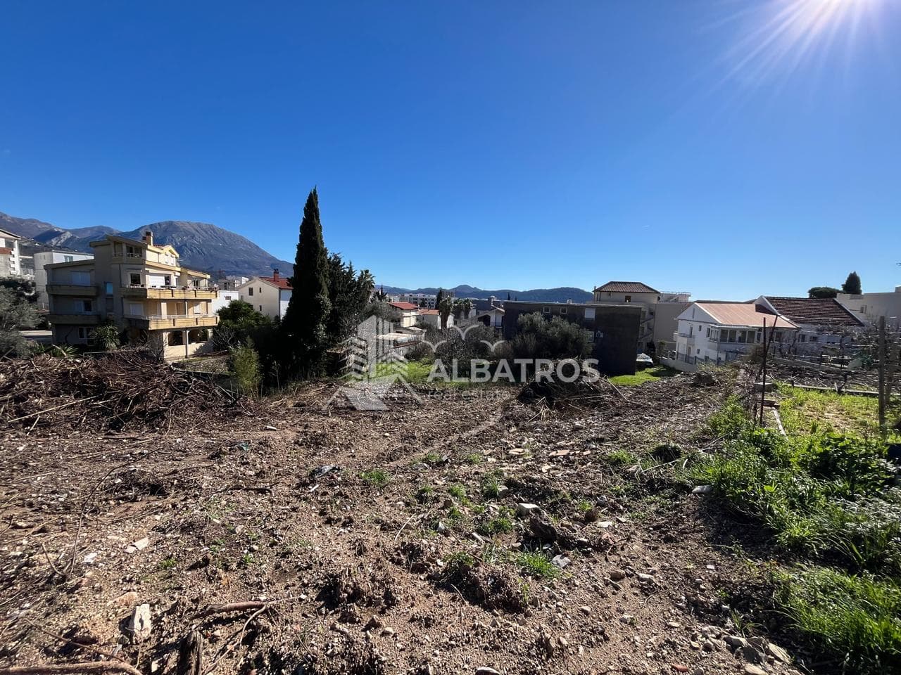Bar, Šušanj'da Satılık 2033 m² İmarlı Arsa — 2