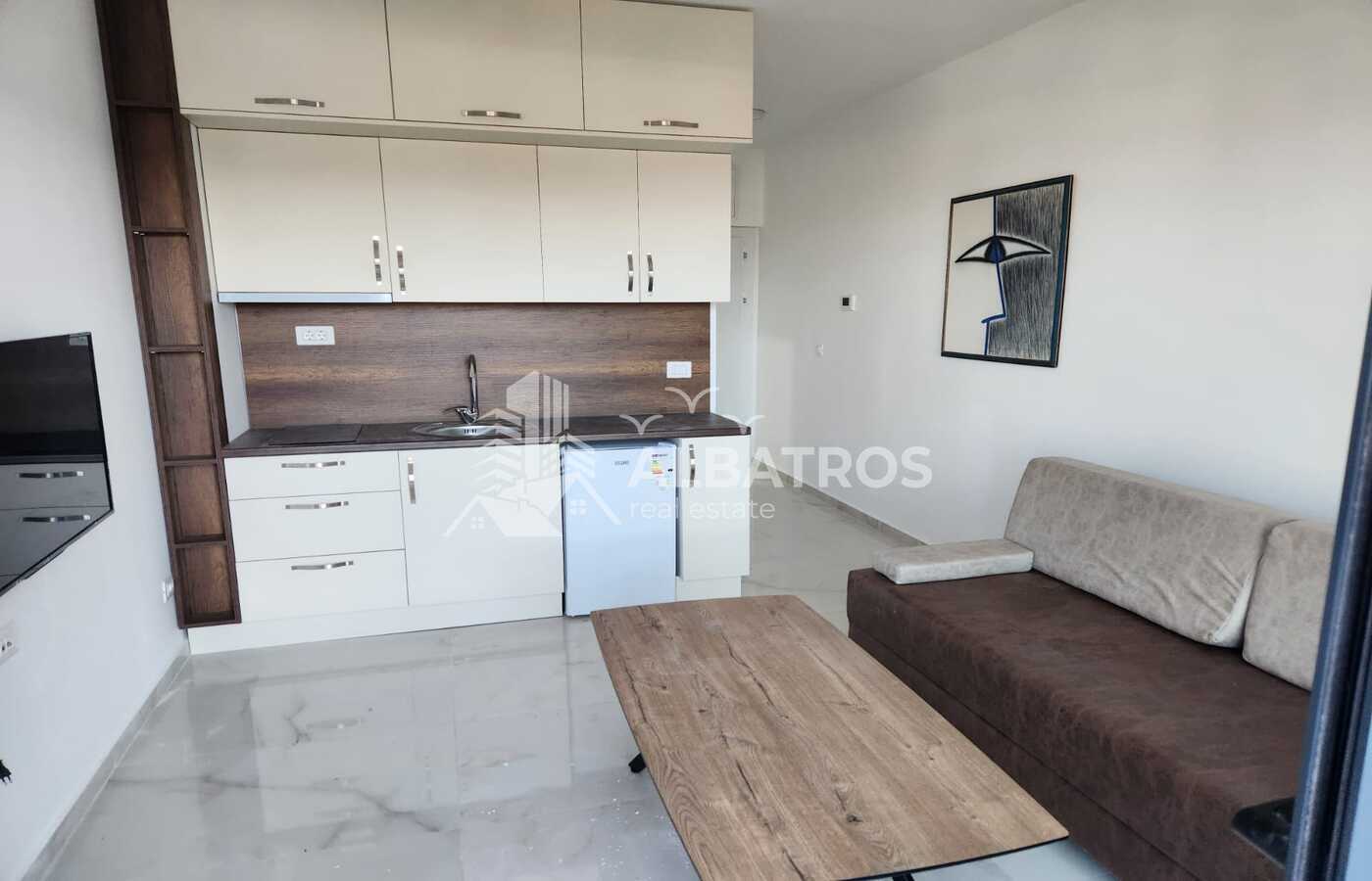 Bar, Čeluga'da Modern 30 m² Stüdyo — 2