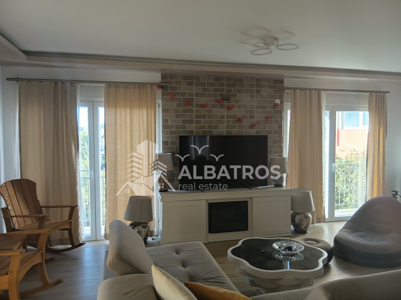 Bar, Popovići'de Satılık Lüks 1+1 Daire 104 m² — 2