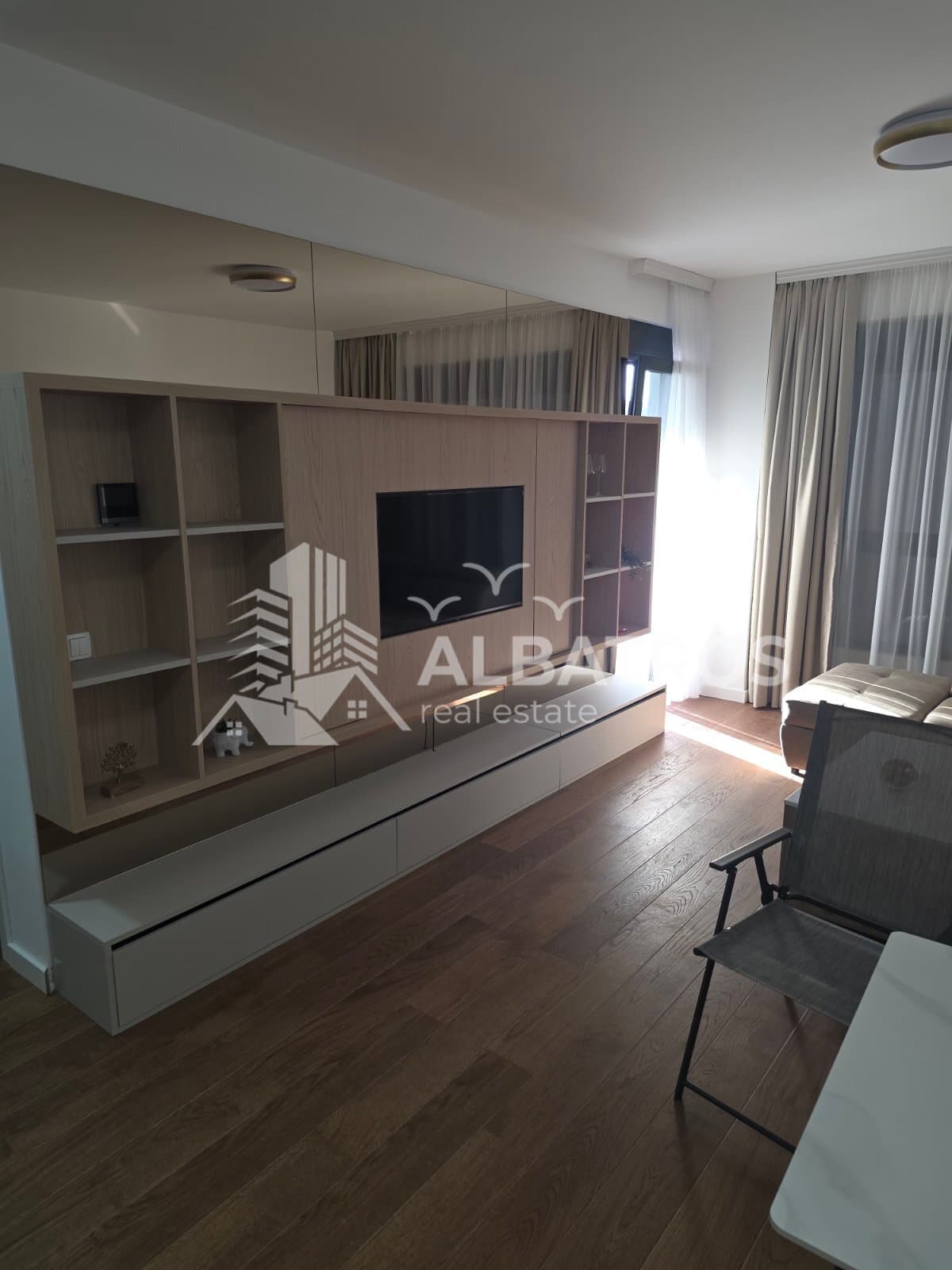 Luksuzan jednosoban stan od 45 m2 u Baru, novogradnja — 2