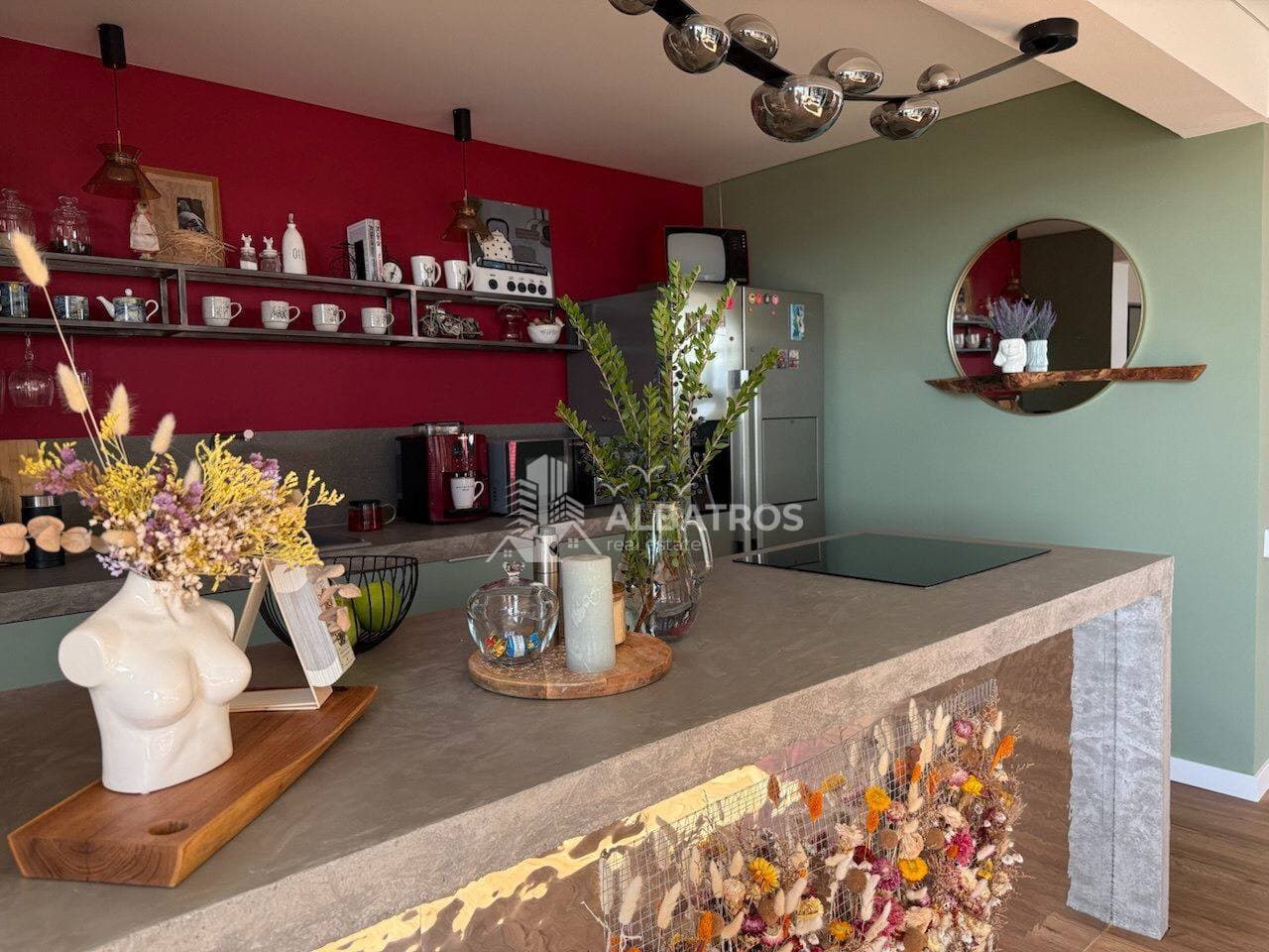 Bar, Šušanj'da Satılık Havuzlu, Deniz Manzaralı Villa — 2